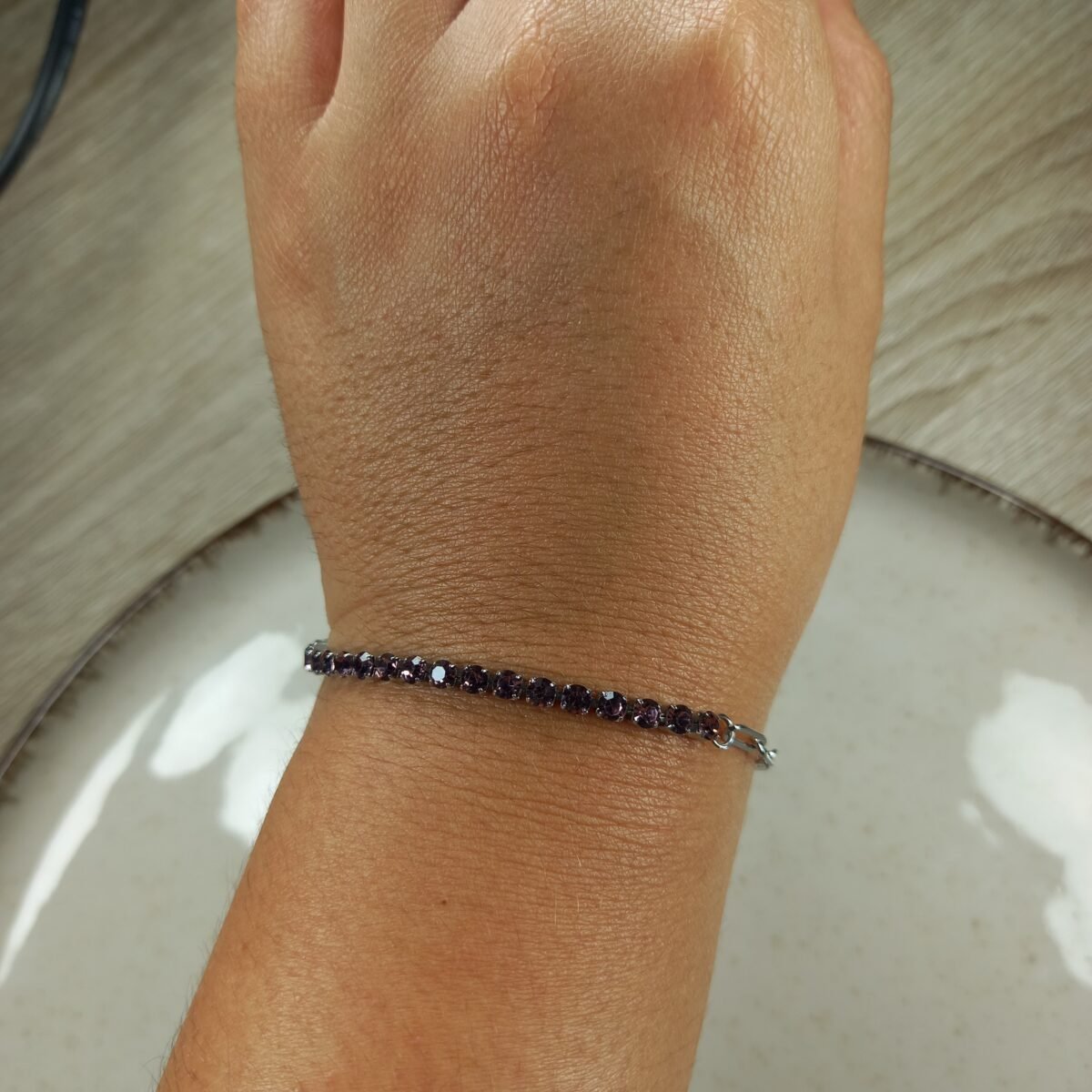 Pulsera full cubics violeta.