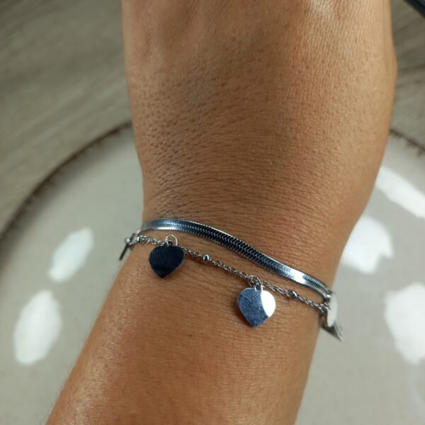 Pulsera doble cadena - Fina y Serpiente con dijes de cerrazón.