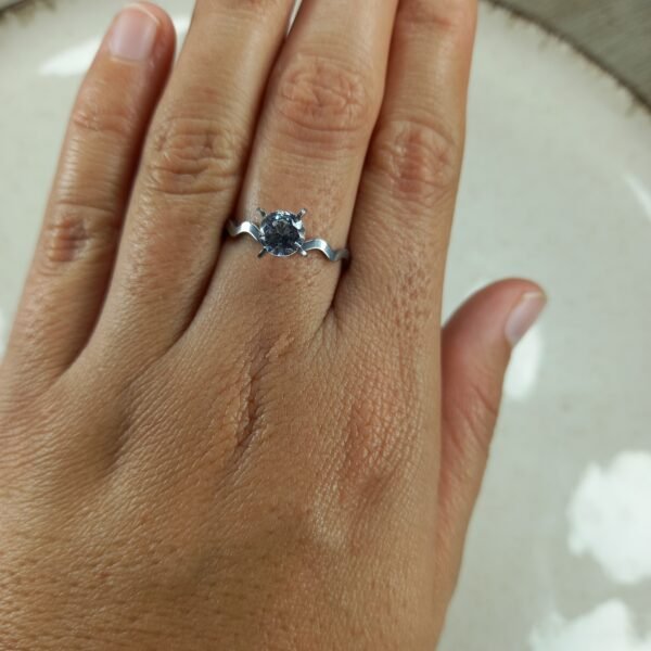 Anillo onda con cubics.