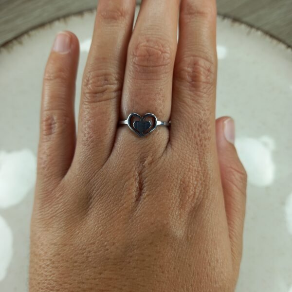 Anillo - Doble corazon semi calado.