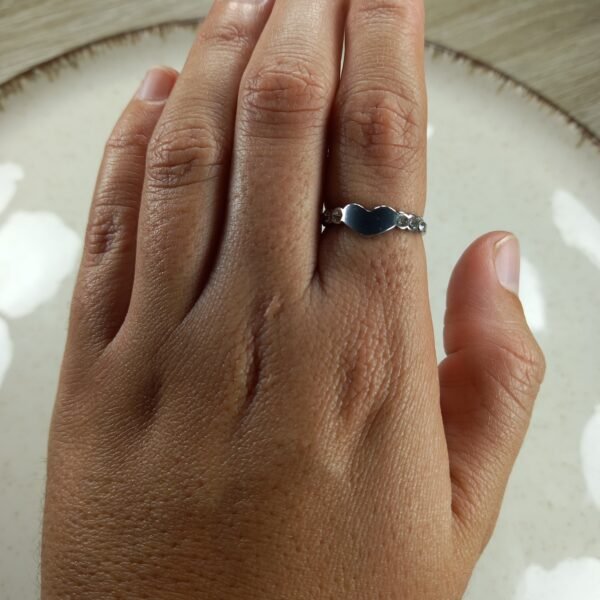 Anillo Corazón Liso Con Strass