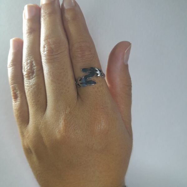 Anillo Laurel Cruzado 2