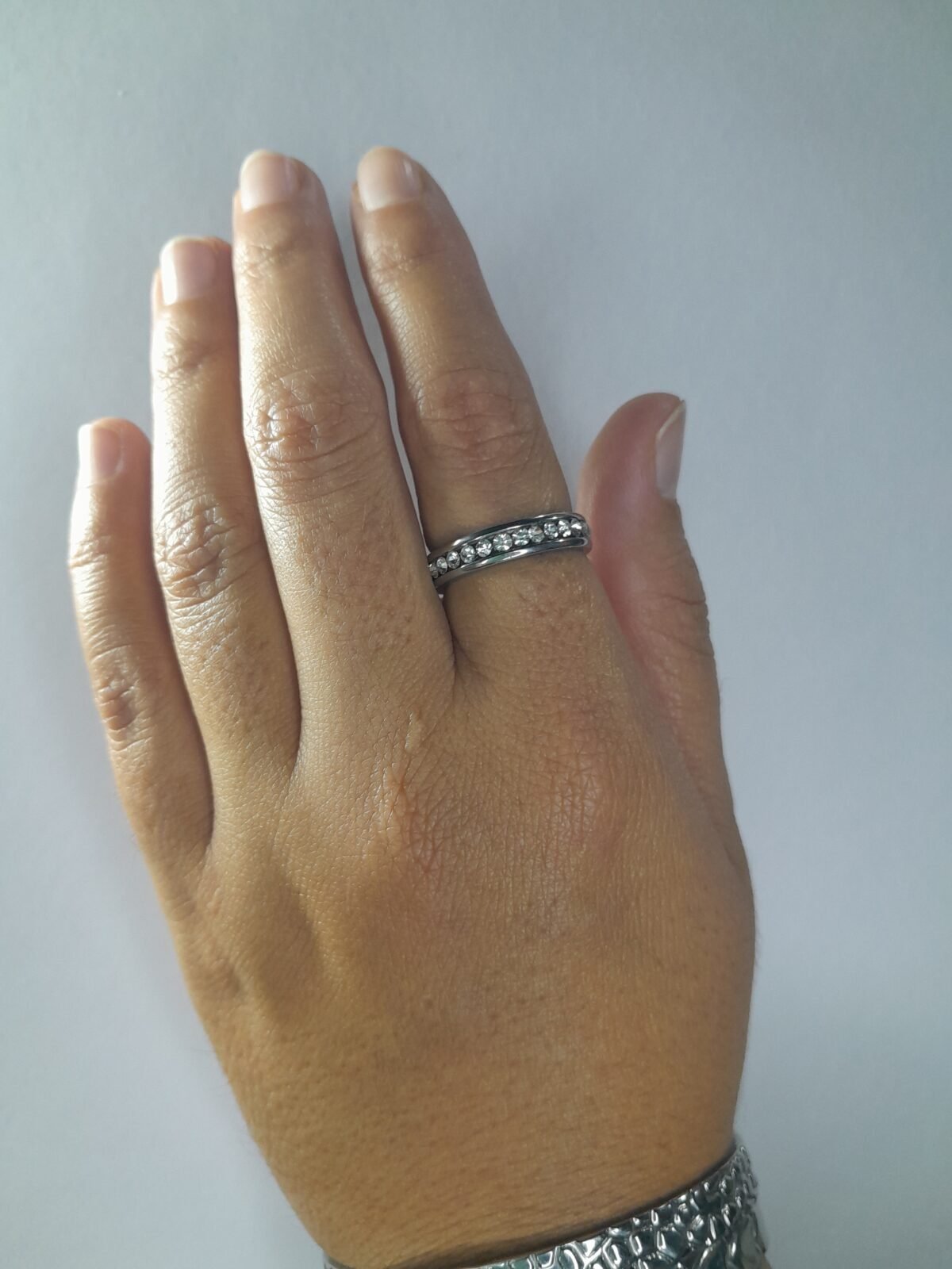 Anillo Strass Sin Fin Con Borde