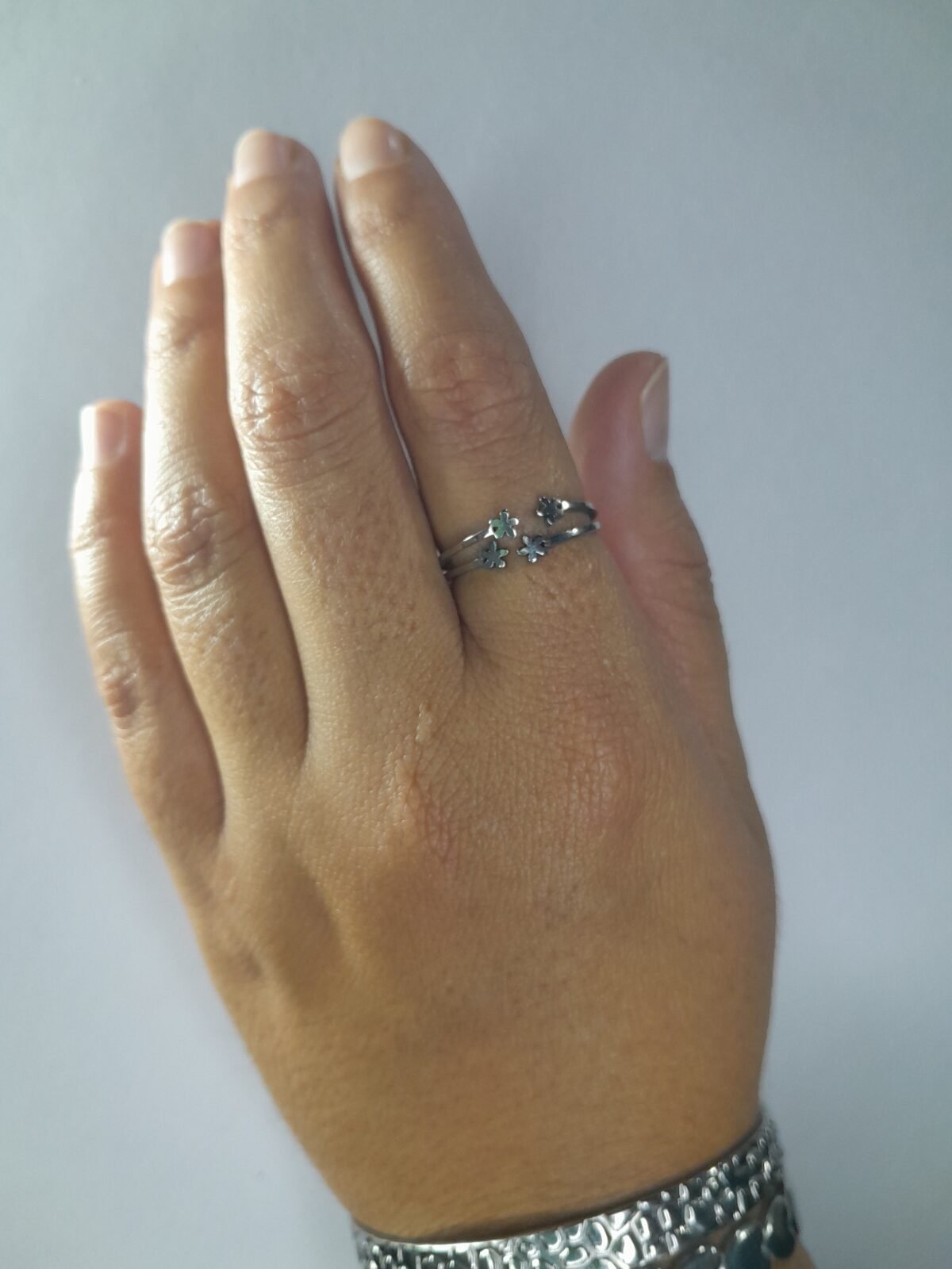 Anillo Cuatro Florcitas