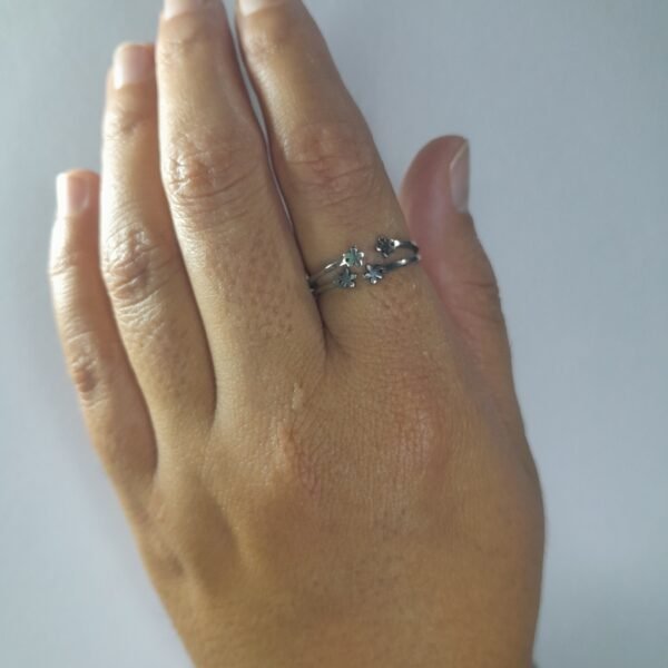 Anillo Cuatro Florcitas
