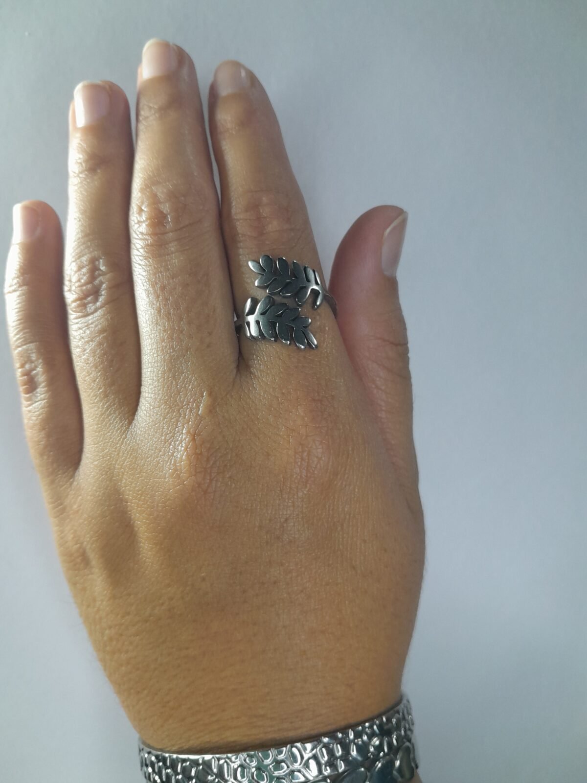 Anillo Laurel Mediano Cruzado