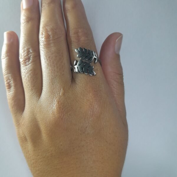 Anillo Laurel Mediano Cruzado