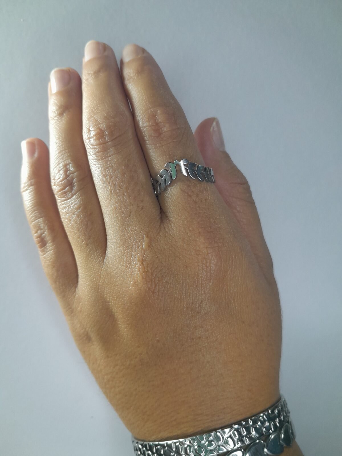 Anillo Laurel en V