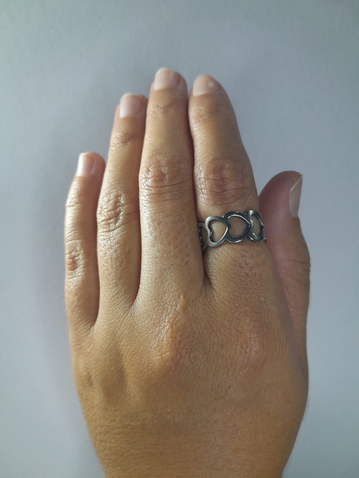 Anillo Ancho Corazones - Midi