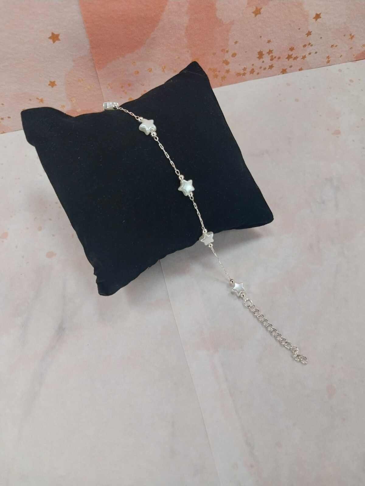 Pulsera Bolitas + Estrellas Blancas