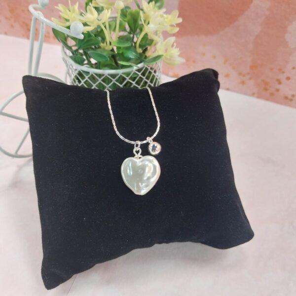 Collar cadena Avena + Dije Corazón Símil Perla + Bolita