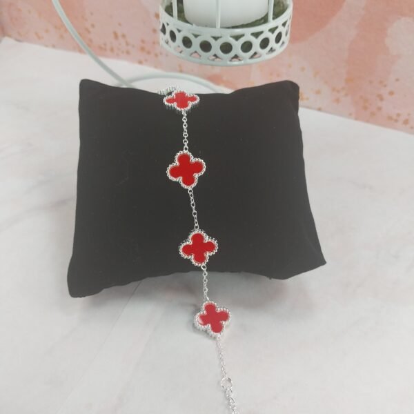 Pulsera con Tréboles Rojo