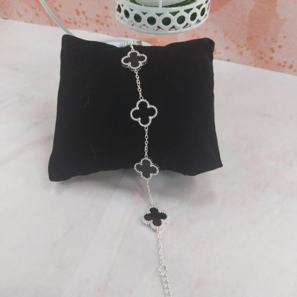 Pulsera con Tréboles Negro