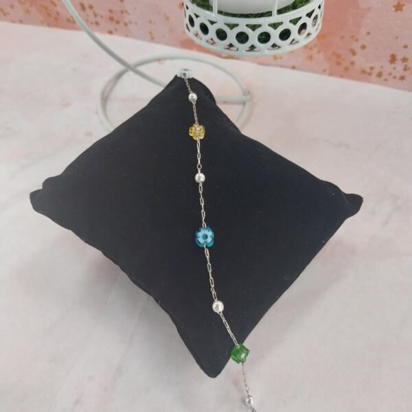 Pulsera con Florcitas Coloridas + Bolitas