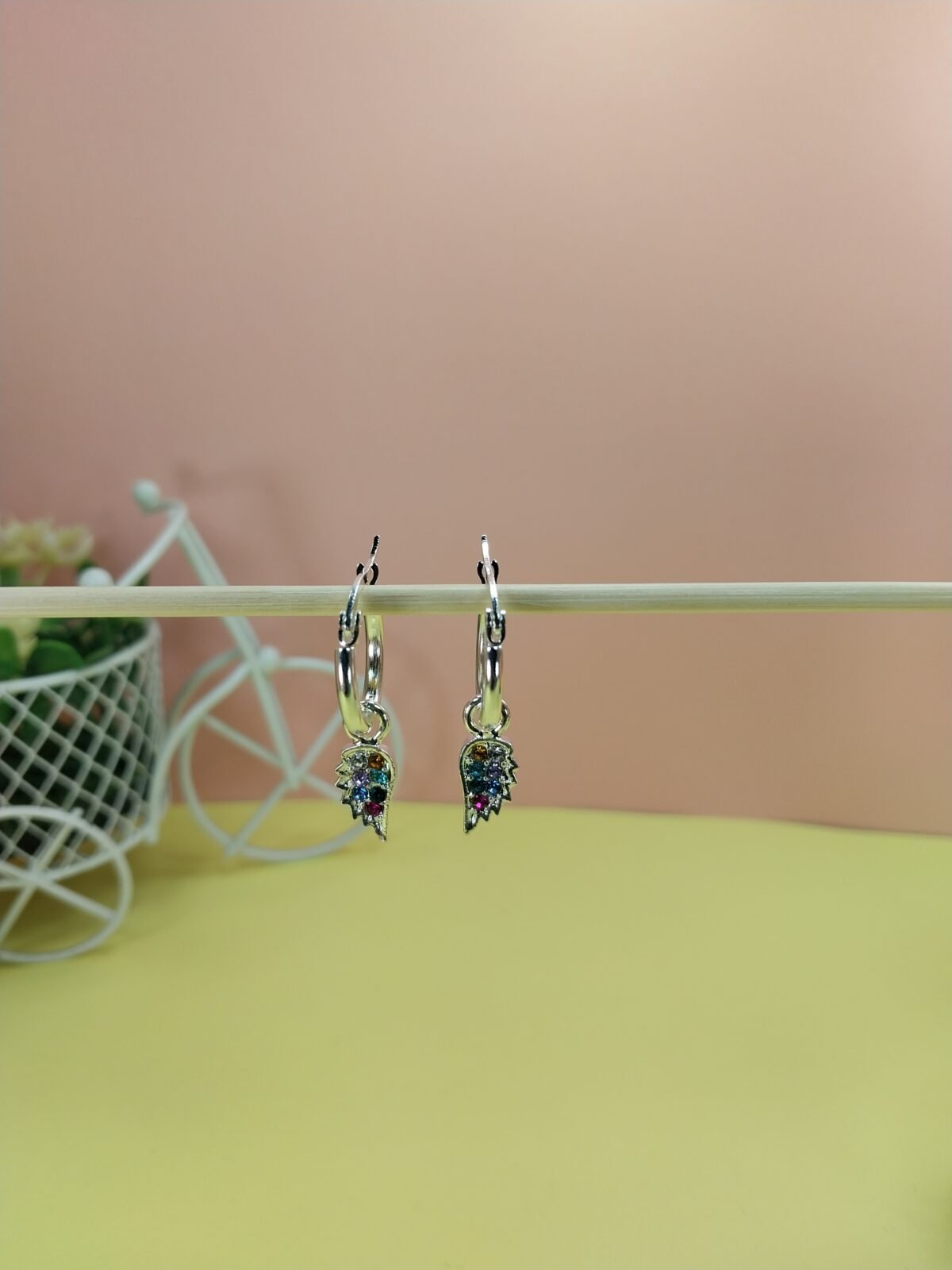Argollas + Dije Alitas Coloridas