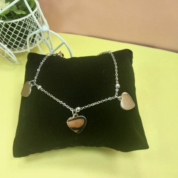 Pulsera con dijes Corazones