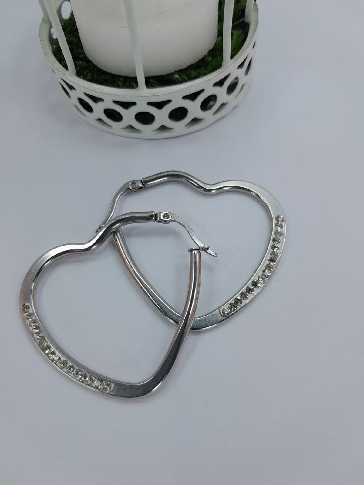 Argolla corazón plano con strass