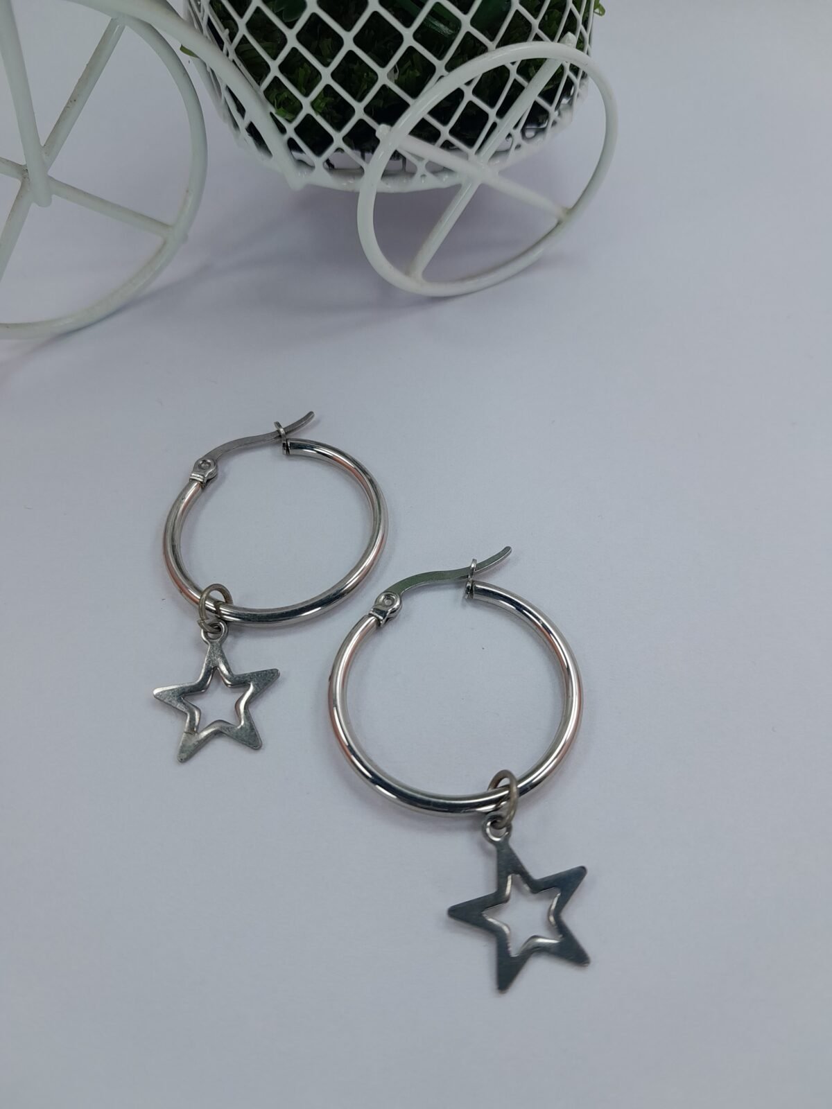 Argolla redonda con dije - estrella calada