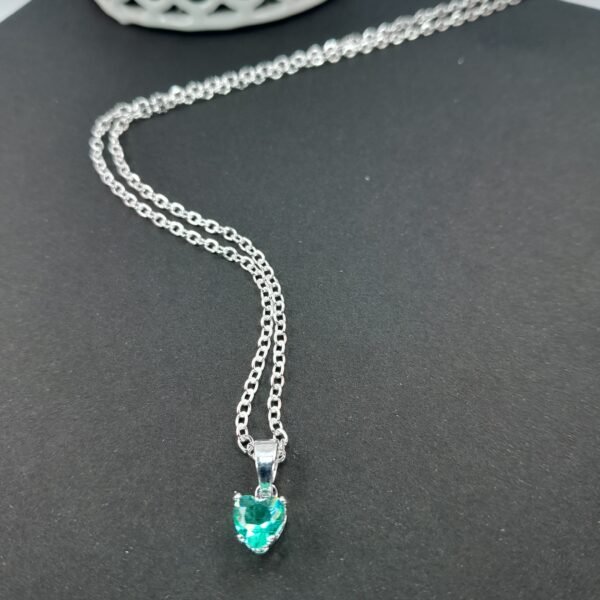 Collar Adara Corazón - Verde agua